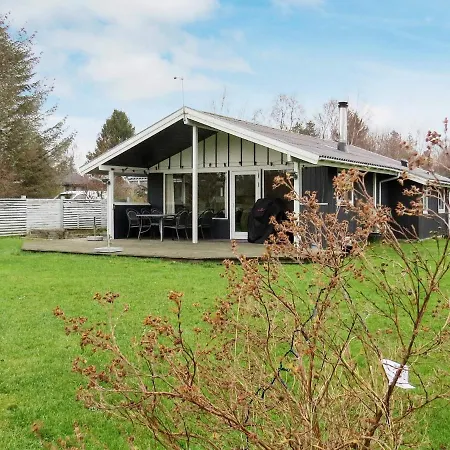 6 Person Holiday In Hébergement de vacances Hals