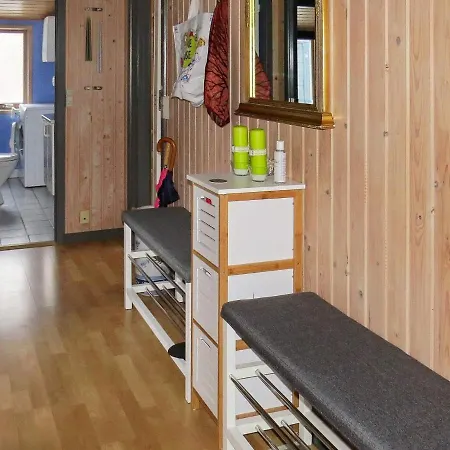 6 Person Holiday In Hébergement de vacances Hals
