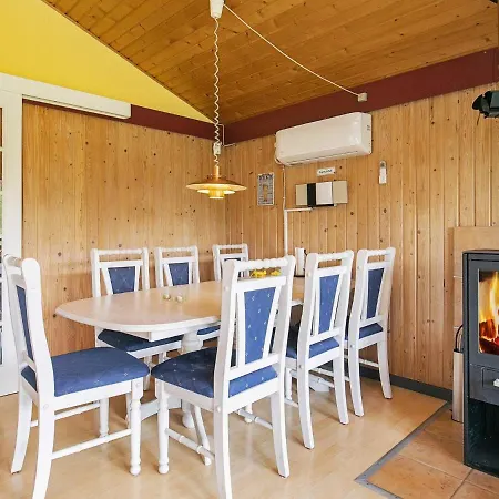 6 Person Holiday In Hals