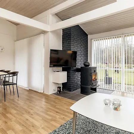 Lxxxvi Holiday home